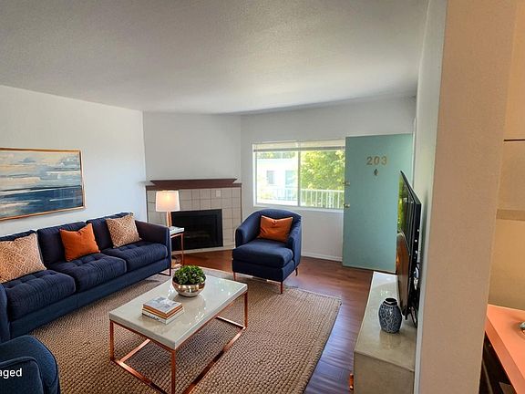 4th image of 2535 Kansas Ave #203