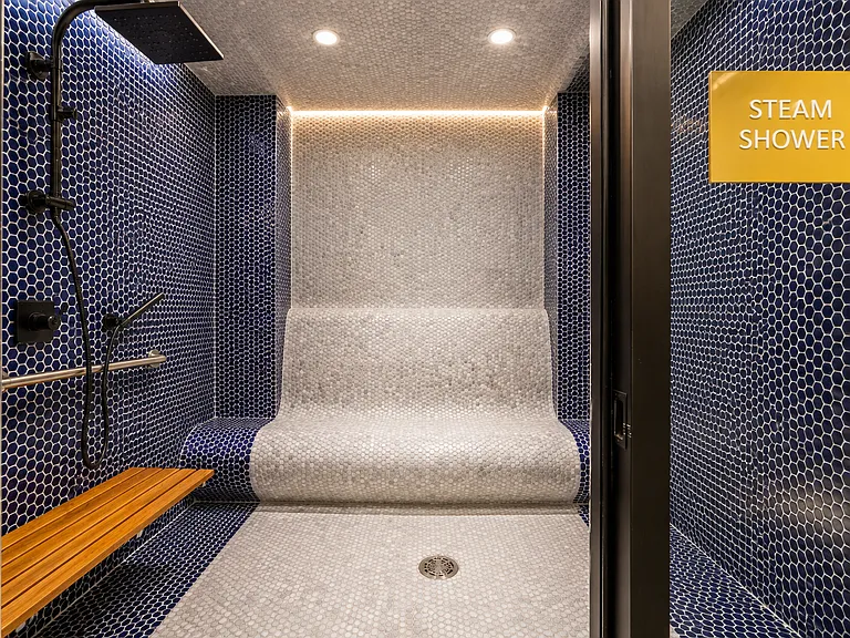 20 Grand — Photo 21