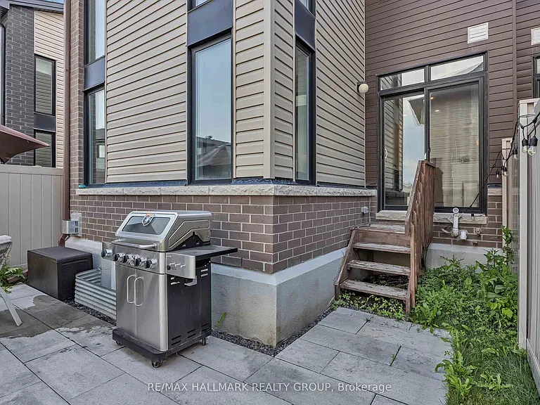 208 Big Dipper St E — Photo 36