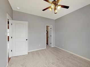 3310 Travis Cole Ave, College Station, TX 77845