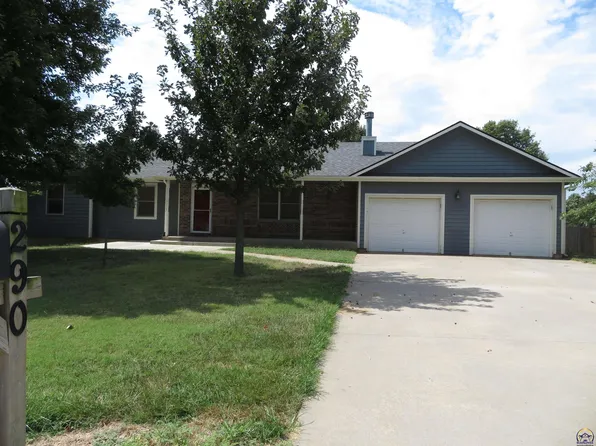 290 Rawlings Dr, Tonganoxie, KS 66086