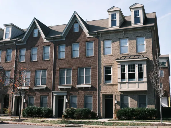 136 Waltman Pl NE, Washington, DC 20011