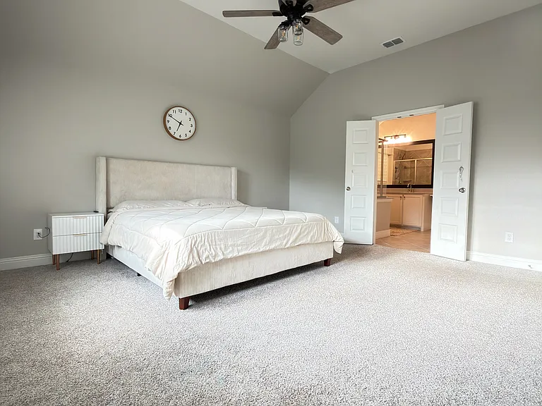2215 Grassland Ave — Photo 12
