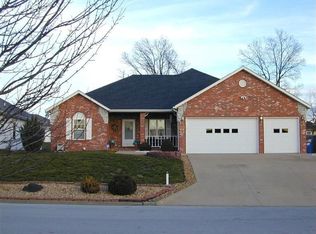 3926 S Hillsdale Ave, Springfield, MO 65807