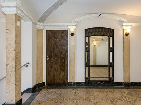 3rd image of 5616 Pershing Ave APT 54