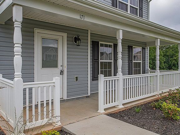 3rd image of 171 Stratford Pl