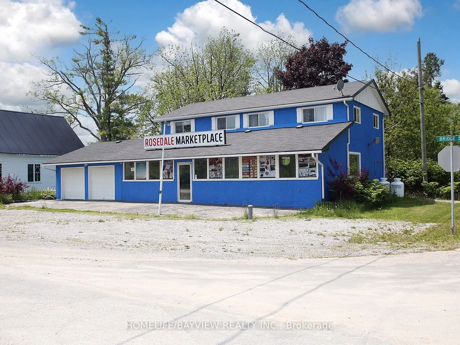 3 bed, $1,995 — Photo 1