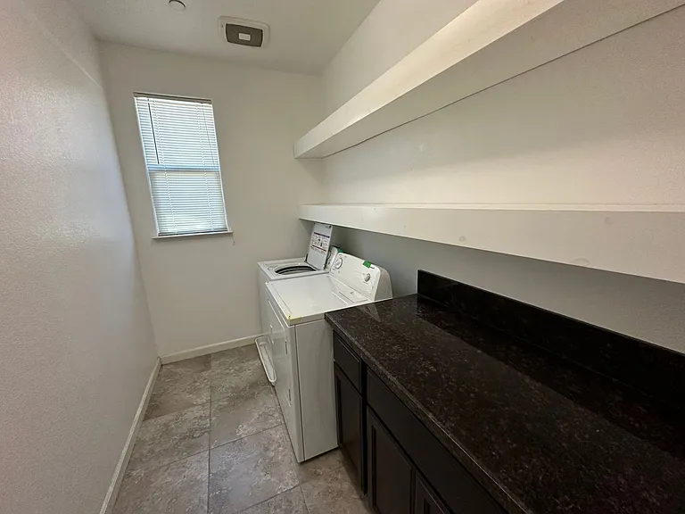 1858 Sierra Rd — Photo 9