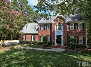 424 Grosvenor Dr, Raleigh, NC 27615