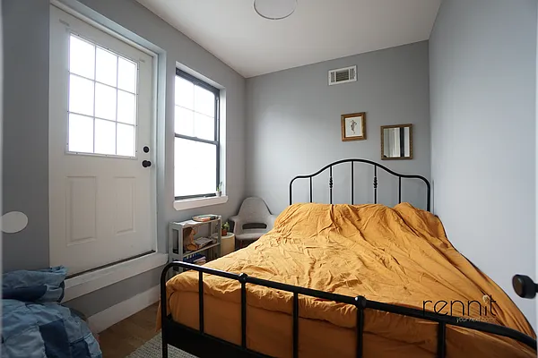 Rented by Rennit Inc. | media 28