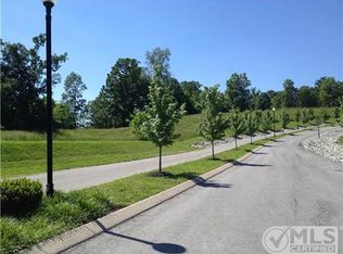 504 Whirlaway Ct, Burns, TN 37029