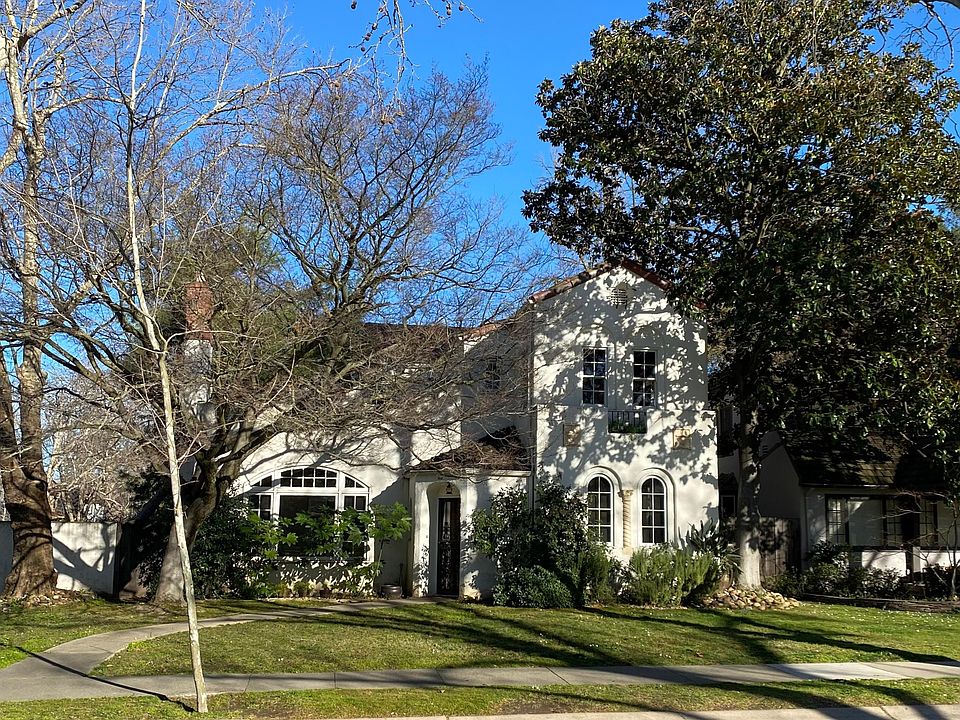 1st image of 3501 E Curtis Dr