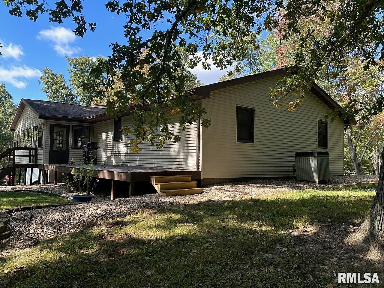 1870 N 400th Ave, Plainville, IL 62365 Zillow