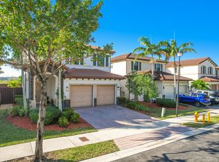 9016 SW 227th Ln, Cutler Bay, FL 33190
