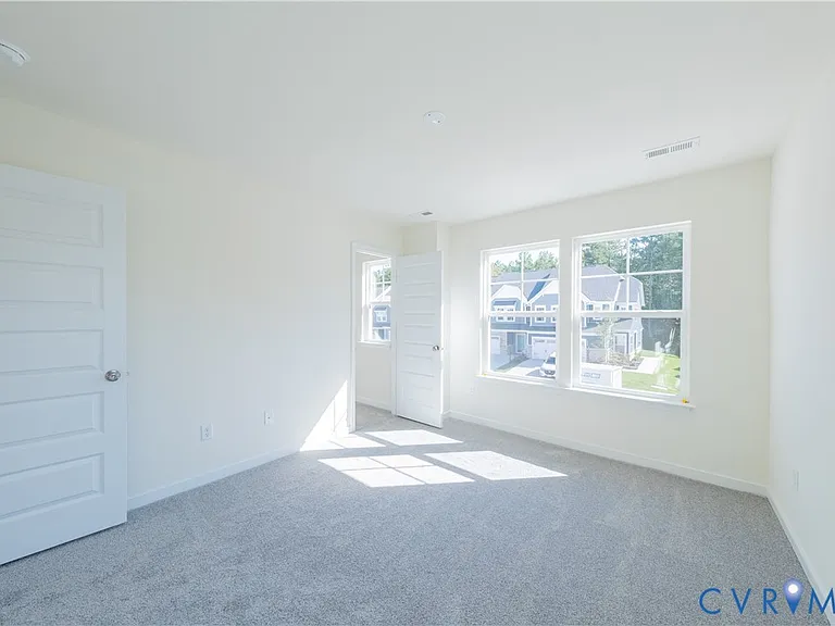 18372 Palisades Ct — Photo 21