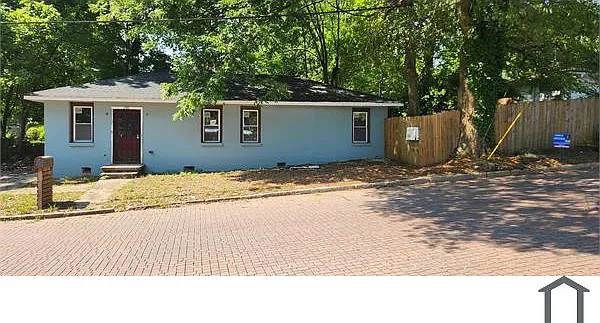 245 Tuskegee St SE