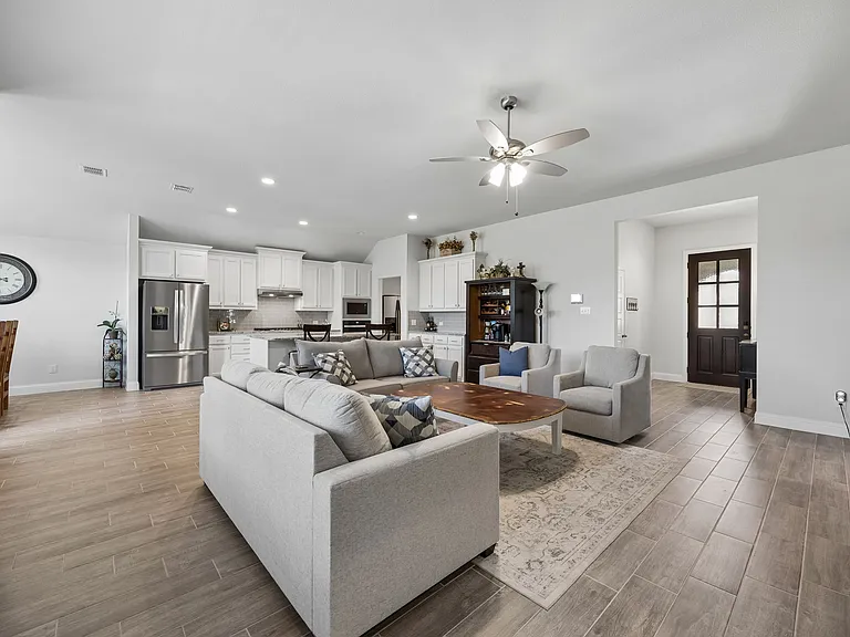 1009 Moss Grove Trl — Photo 12