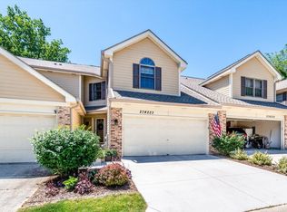 27W223 Ash Ct, Winfield, IL 60190