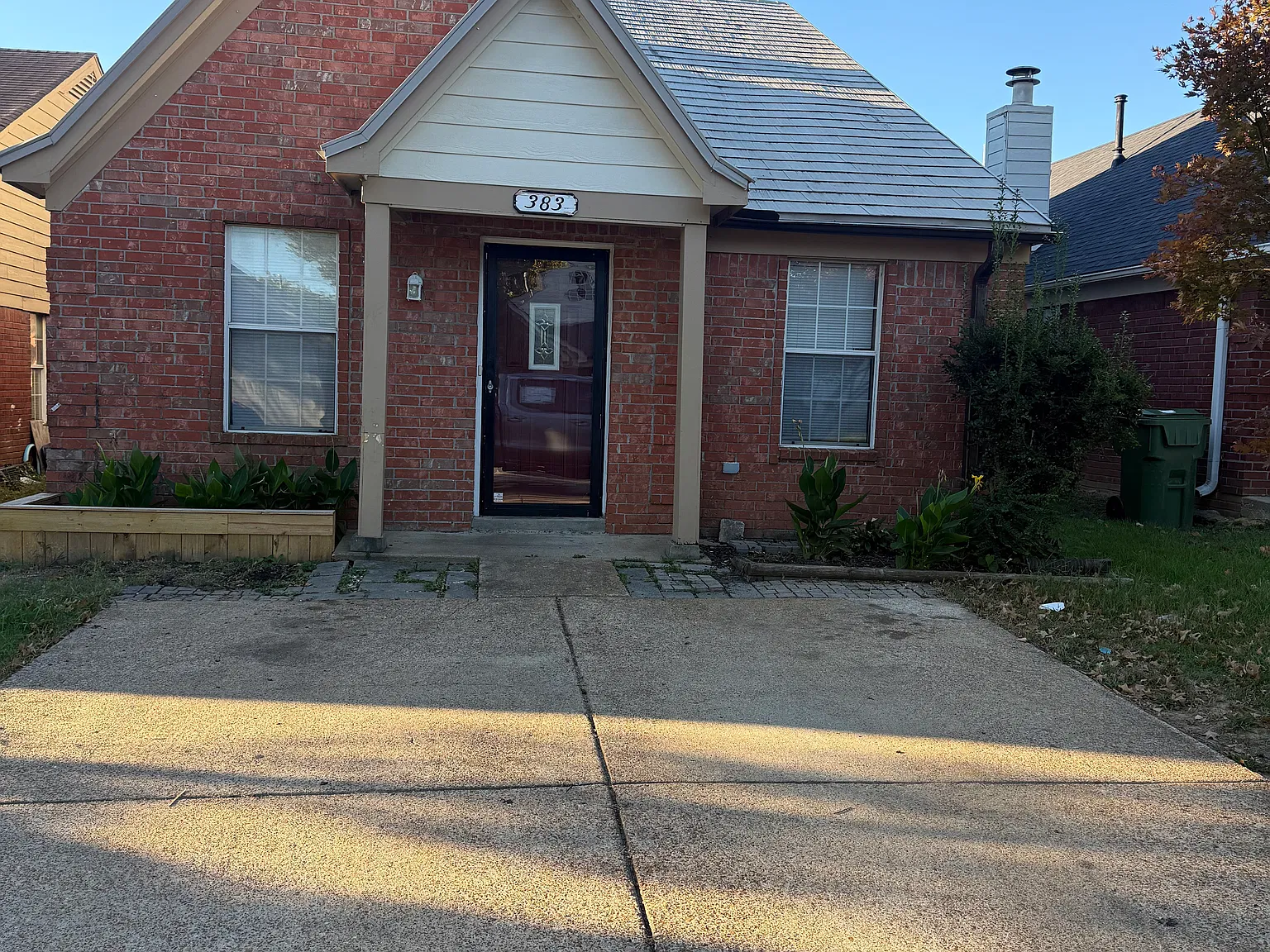 3 bed, 1431 sqft, $1,600 — Photo 1