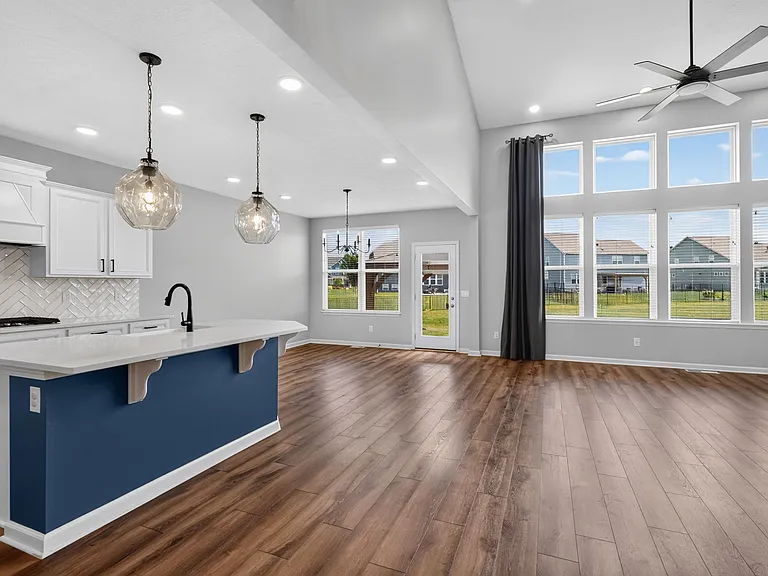 12987 Gilmour Dr — Photo 7