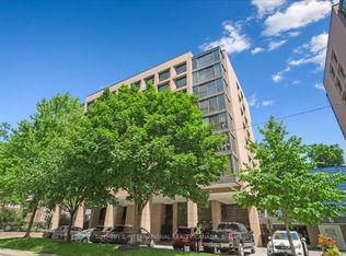 449 Walmer Rd #301, Toronto, ON M5P 2X9