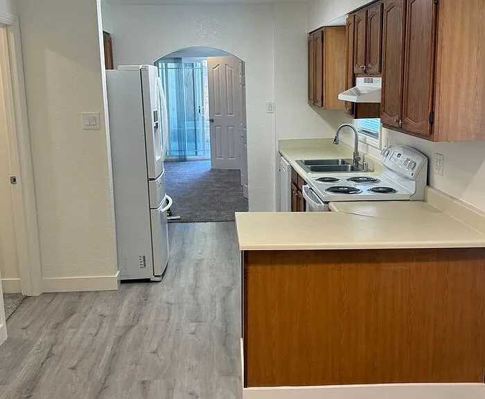 21743 Princeton St #8 — Photo 7