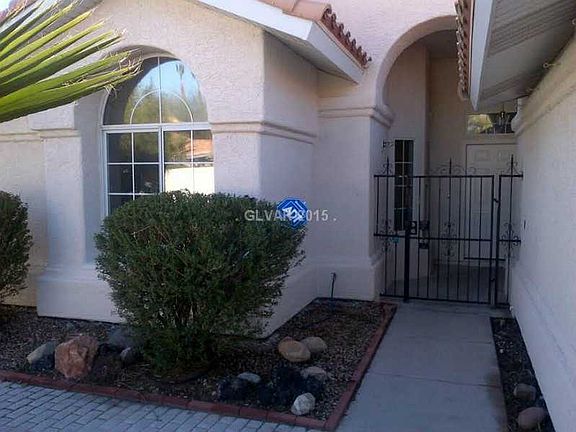 2nd image of 5028 Camino Del Santo Pkwy