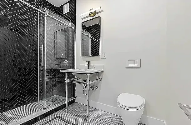 Rented by REAL New York | media 11