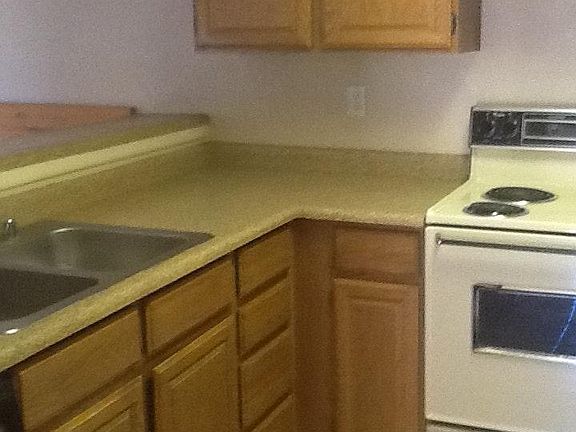 5th image of 5969 McKinney Dr NE