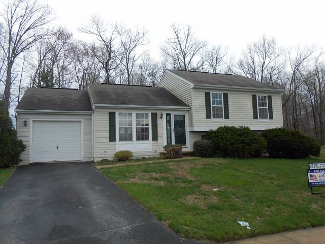 1st image of 408 Suwannee Ct