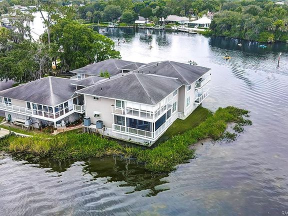 2nd image of 179 NW Bay Path Dr