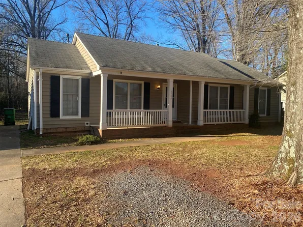 6800 Marlbrook Dr, Charlotte, NC 28212