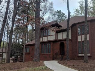 2166 Silversmith Ln, Stone Mountain, GA 30087