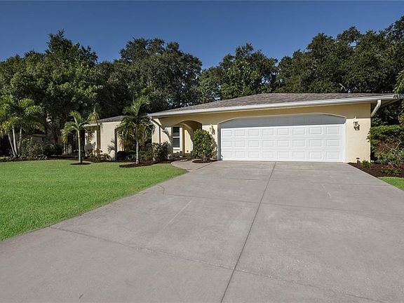 3rd image of 235 Mimosa Cir