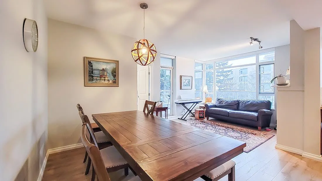 9266 University Cres #301 photo 1