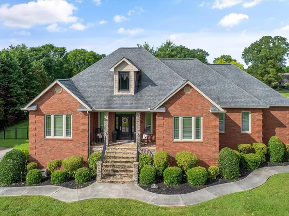 2602 Penn Marydel Way, Maryville, TN 37803