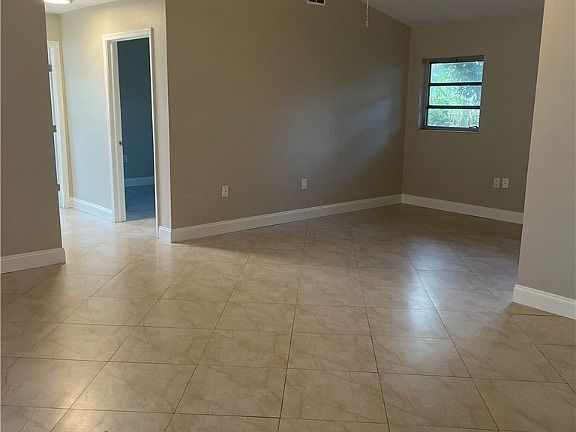 4th image of 4342 Orange Grove Blvd