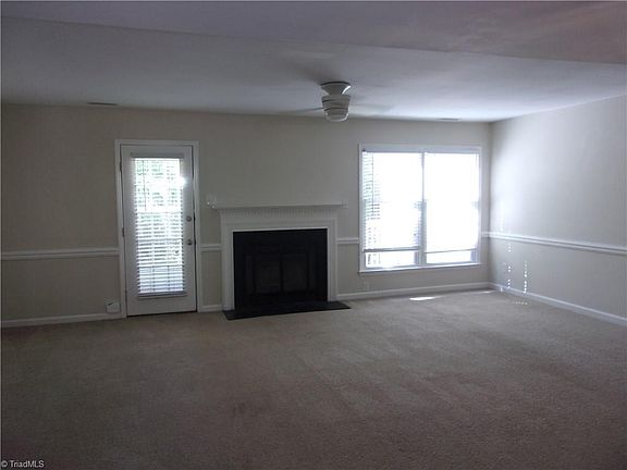 3rd image of 1715 Ternberry Rd