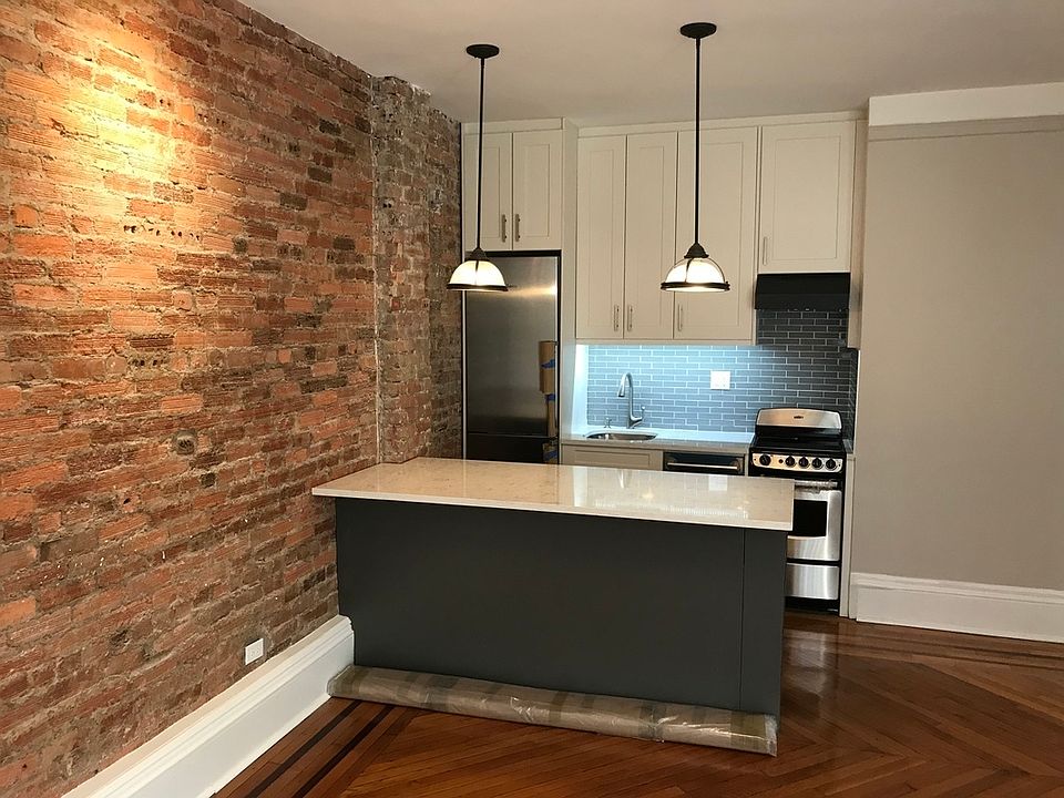 1st image of 527 W 110th St #611