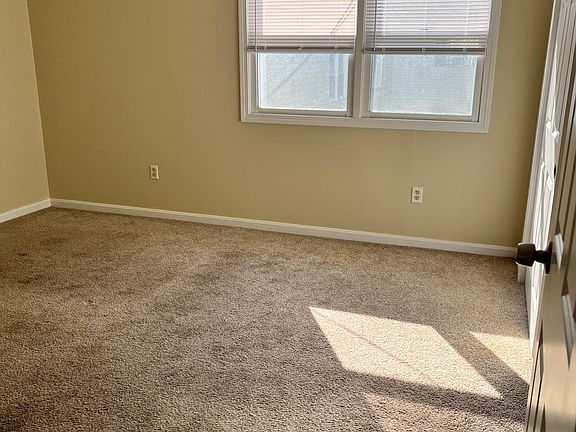 5th image of 1261 Church St APT 22