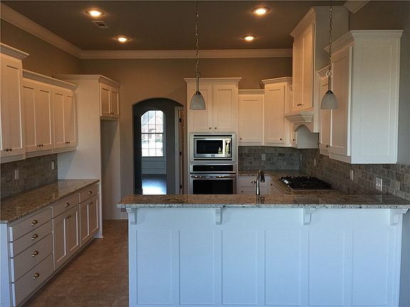 4th image of 420 Twin Falls Pl