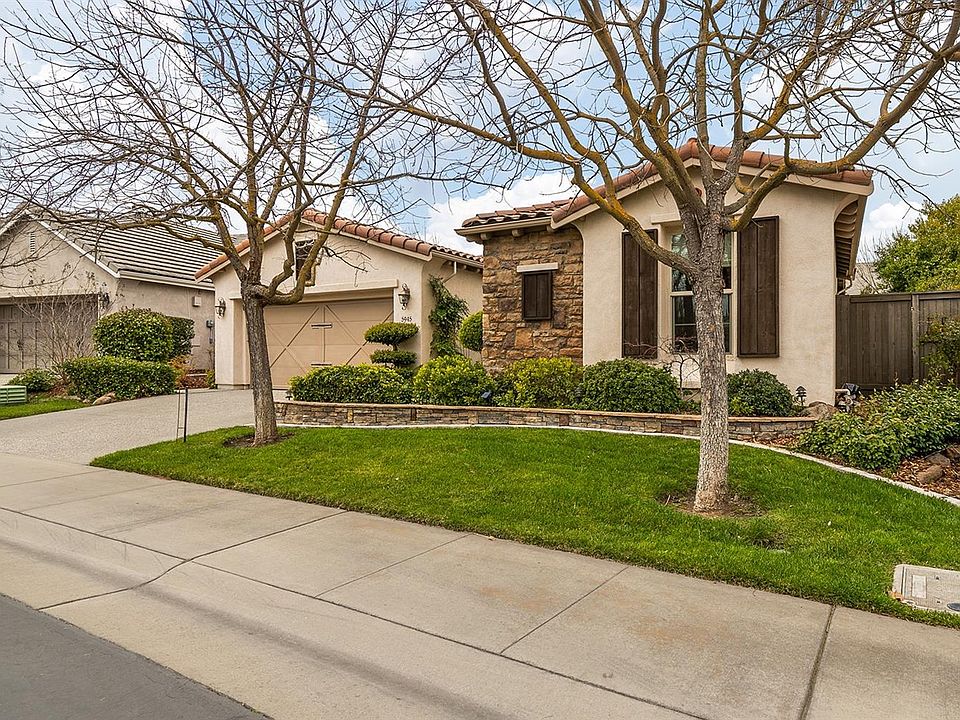 1st image of 5945 Country Manor Pl