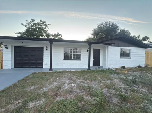 3709 Kimberly Oaks Dr, Holiday, FL 34691
