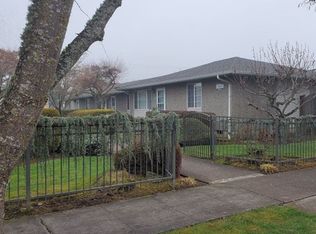 1595 W 12th Ave #&-1605, Eugene, OR 97402