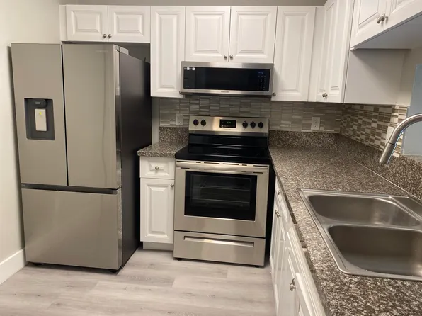 11432 NW 43rd St #Top, Pompano Beach, FL 33065