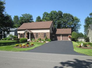 8773 Wedgefield Ln, Cicero, NY 13039