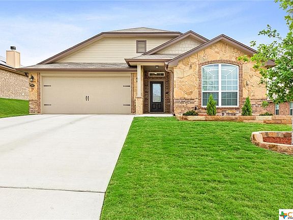 2nd image of 808 Kendra Dr