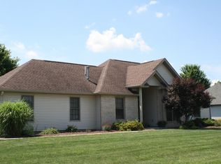 316 Greenwood Dr, Hartford City, IN 47348