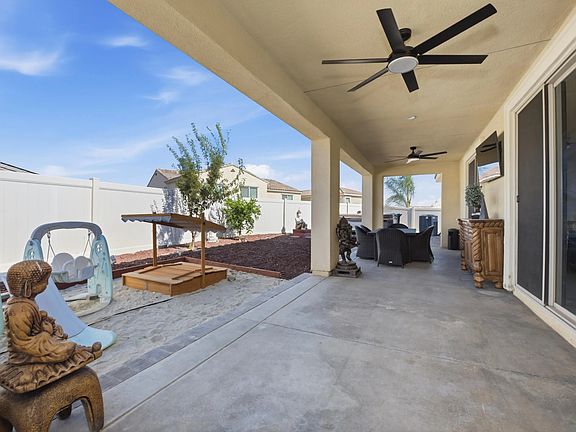 5th image of 34880 Windwood Glen Ln