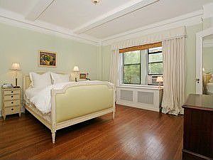 3rd image of 120 W 70th St APT 5B